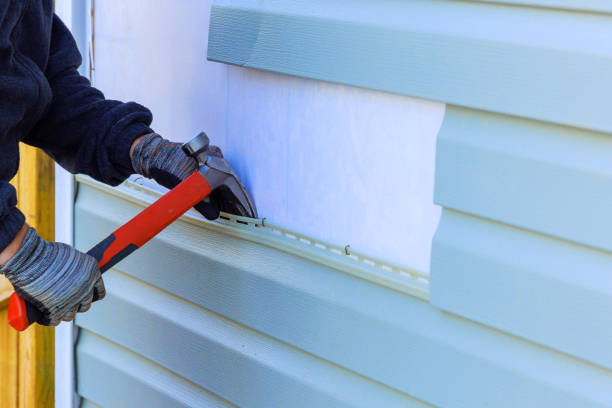 Reliable Siding Repair contractor in Framingham, MA by Squared Siding
